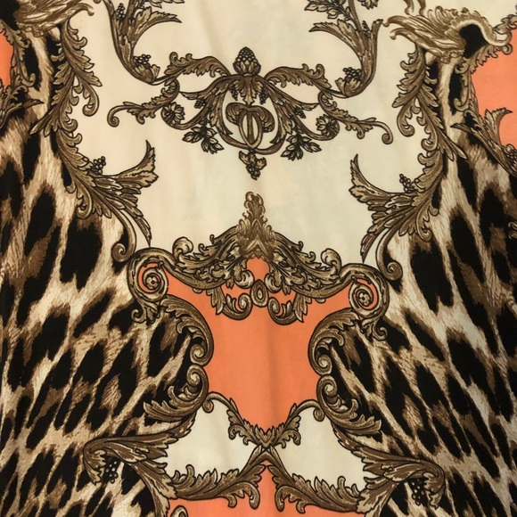 NWOT Venus high low cold shoulder w/flutter sleeve print dress size 1x (14-16). - Picture 5 of 5